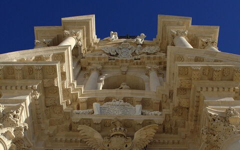 Tour di Ortigia: 10 Tappe per scoprire il Centro Storico di Siracusa