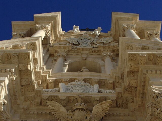 Tour di Ortigia: 10 Tappe per scoprire il Centro Storico di Siracusa