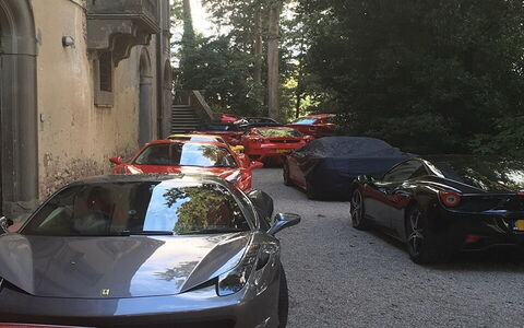 "Ferrari" meets...Montegufoni!