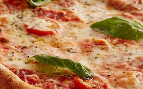 Cucina Tipica Napoletana: 10 Piatti Tradizionali da Assaggiare