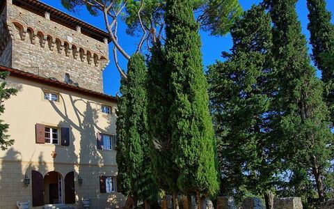 La rocca di Cetona per un soggiorno da favola!