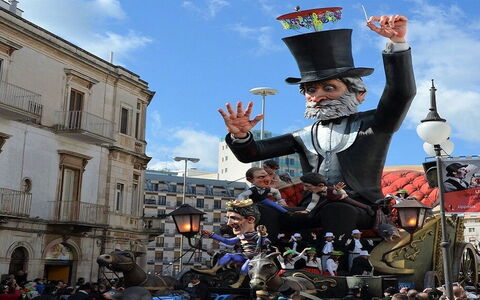 Il Carnevale di Putignano: una Festa da Non Perdere in Puglia