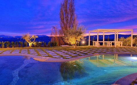 Benji e Fede in vacanza a Villa Ambasciata Azzurra