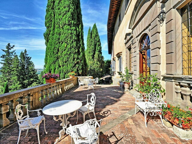 Extreme makeover castle edition : un nuovo volto per il montegufoni 27.