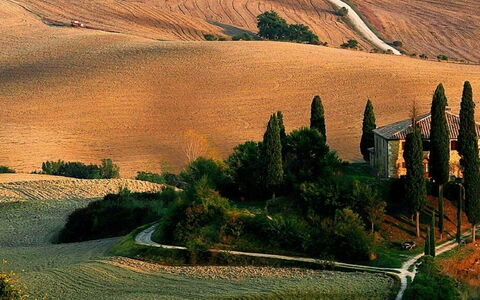 Quando la natura da spettacolo: il Teatro del Silenzio