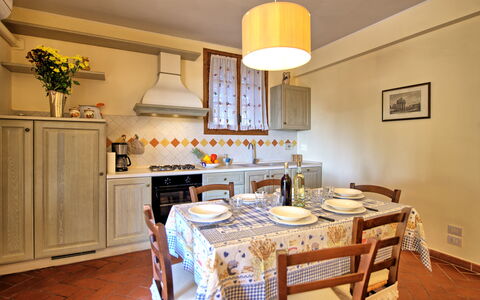Alloggio Casa Rossa 4: Cucina, Sala da pranzo