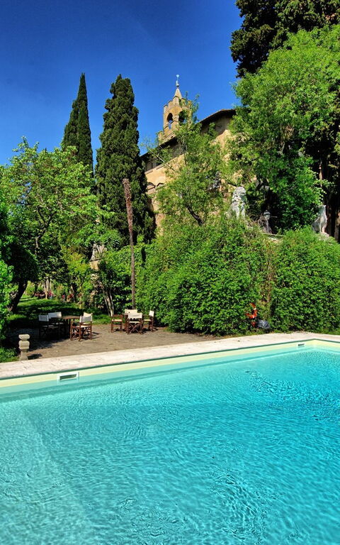 Montegufoni: Piscina