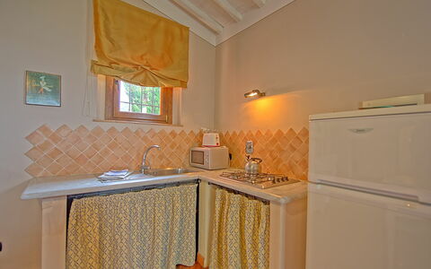 Alloggio Tiglio: Cucina, Sala da pranzo, Soggiorno