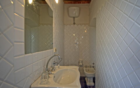 Alloggio Montegufoni 23: Bagno