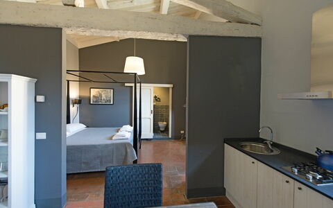 Alloggio Montegufoni 22: Cucina, Sala da pranzo, Soggiorno