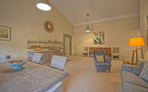 Alloggio Montegufoni 27: Cucina, Sala da pranzo, Soggiorno