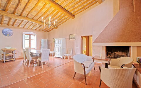 Alloggio Acciaioli 1Bis: Cucina, Sala da pranzo, Soggiorno