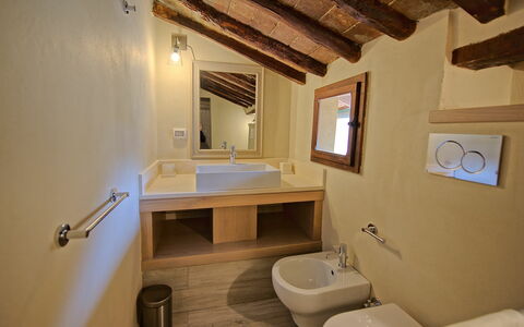 Alloggio Montegufoni 11: Bagno