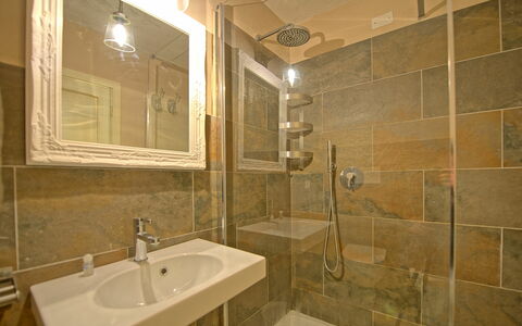 Alloggio Montegufoni 30: Cucina