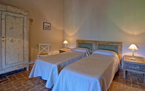 Alloggio Montegufoni 30: Camera da letto