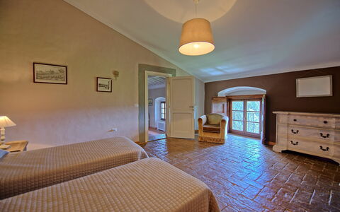 Alloggio Montegufoni 30: Camera da letto