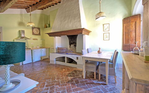 Alloggio Montegufoni 29: Sala da pranzo, Soggiorno