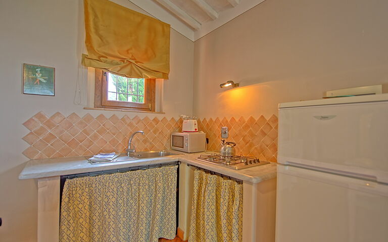 Alloggio Tiglio: Cucina, Sala da pranzo, Soggiorno