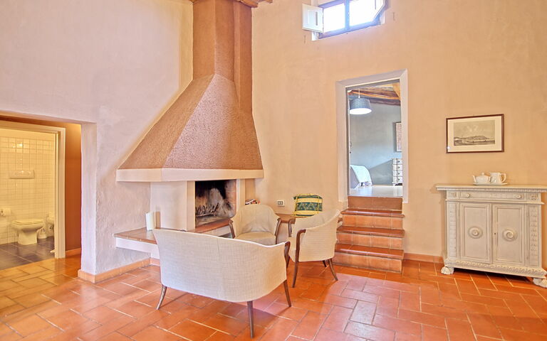 Alloggio Acciaioli 1Bis: Cucina, Sala da pranzo, Soggiorno