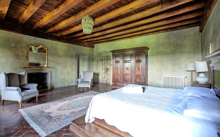 Alloggio Montegufoni 23: Camera da letto