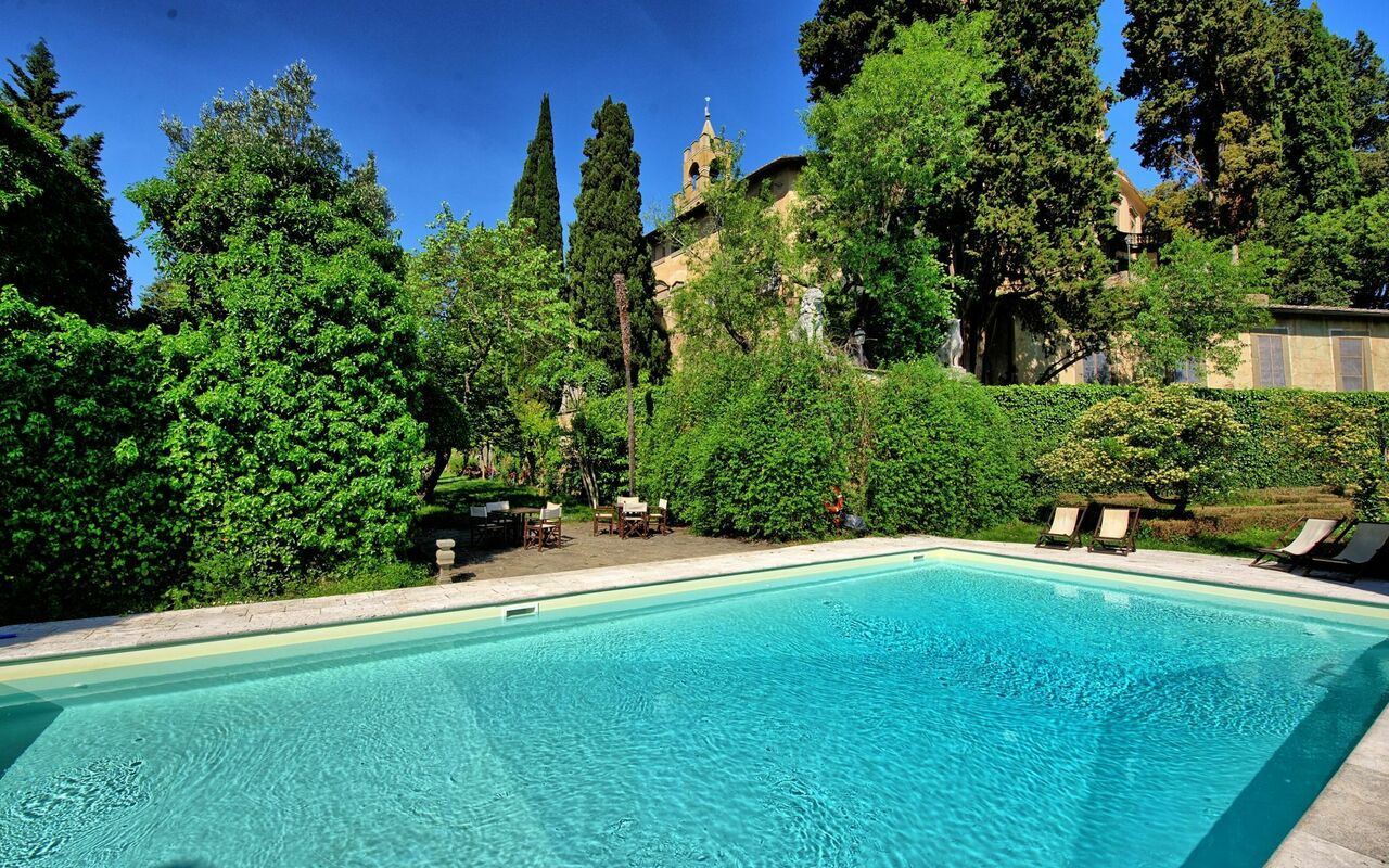 Montegufoni: Piscina