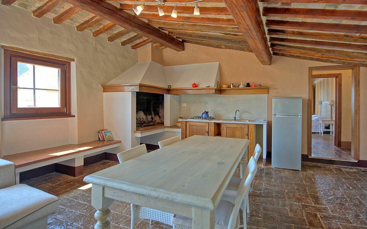 Alloggio Torre: Cucina, Sala da pranzo, Soggiorno