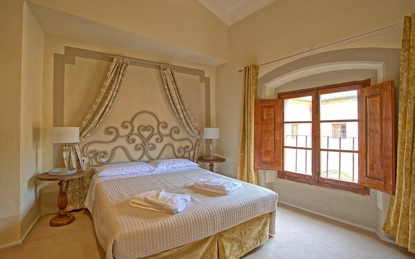 Alloggio Montegufoni 27: Camera da letto