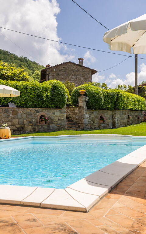 Casa Ivan: all'aperto, Esterni
