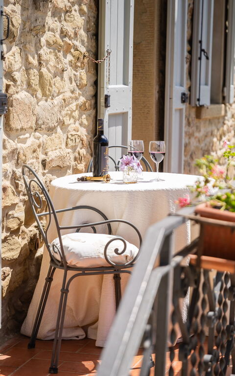 Casa Ivan: all'aperto, Esterni