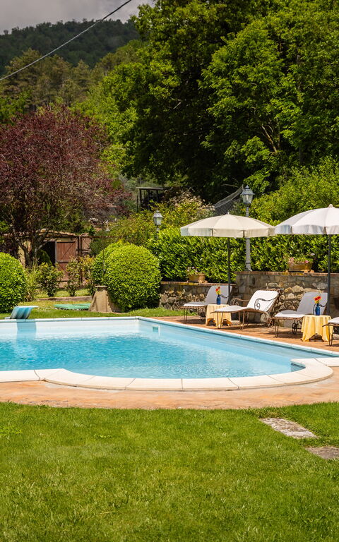 Casa Ivan: all'aperto, Esterni, Giardino, Piscina