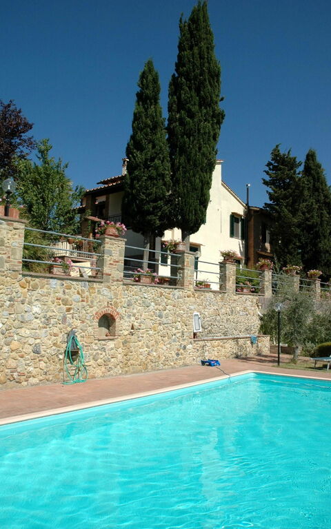 Casa Spina: all'aperto, Esterni