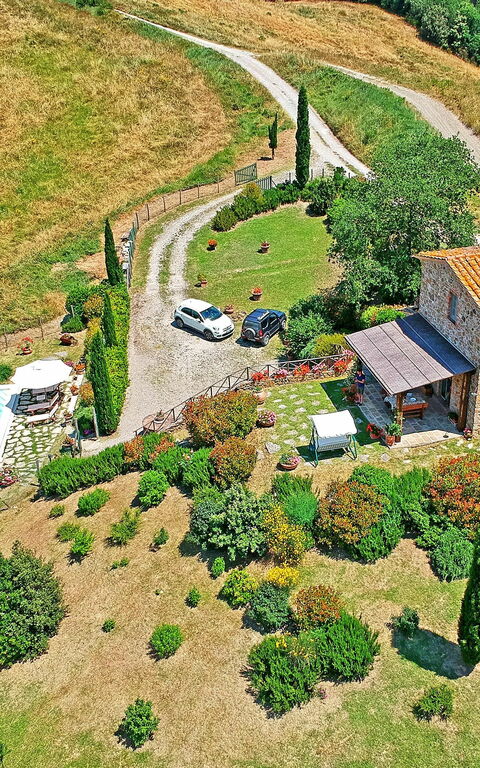 Castelmuzio: all'aperto