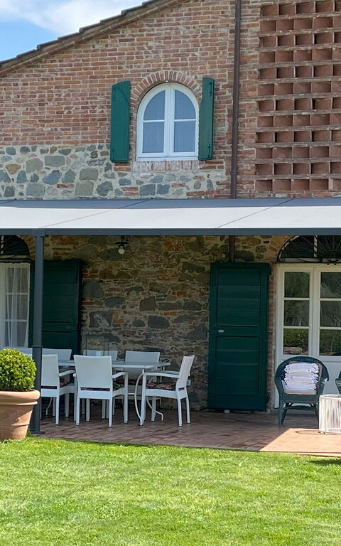 Villa Fontine: all'aperto, Estate, Giardino