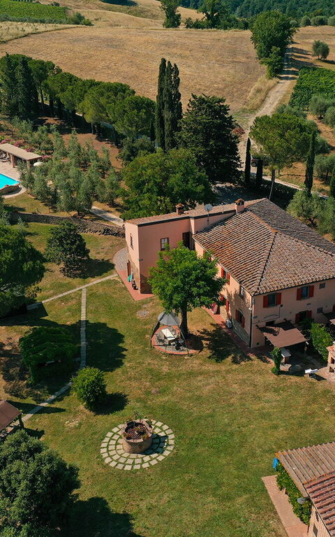 Montelopio: Piscina, Vista Panoramica