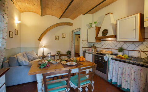 Alloggio Montelopio 1: Cucina, Sala da pranzo, Soggiorno