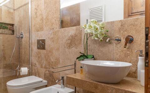 Alloggio Montelopio 2: Bagno