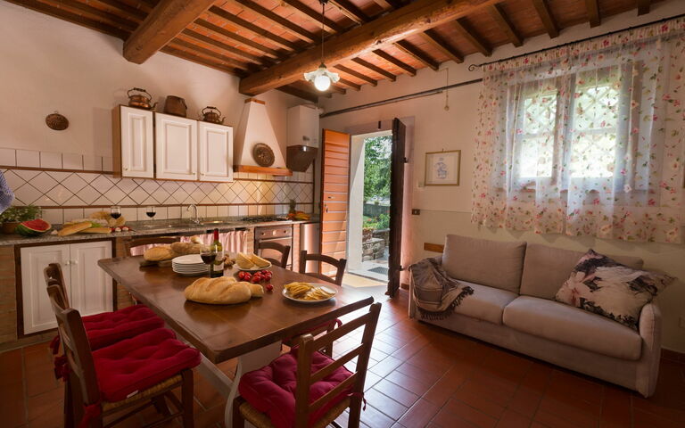 Alloggio Montelopio 3: Cucina, Sala da pranzo, Soggiorno