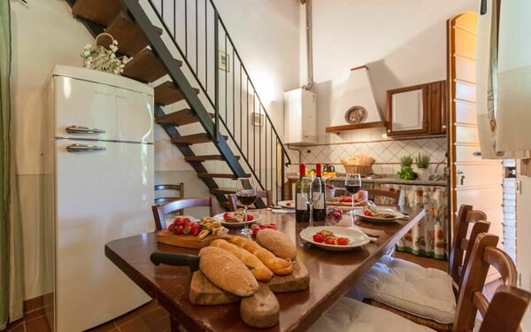 Alloggio Montelopio 5: Cucina, Sala da pranzo, Soggiorno