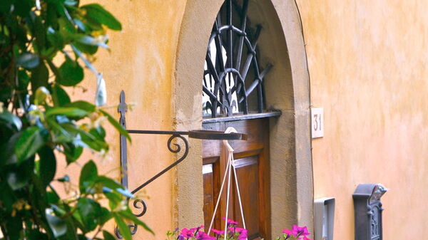 Santo Agostino: all'aperto, Esterni