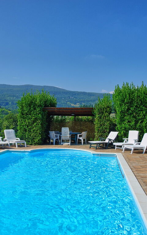 Casale Giulio: Piscina