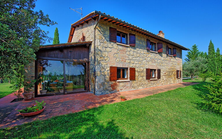 Casale Giulio: all'aperto, Esterni