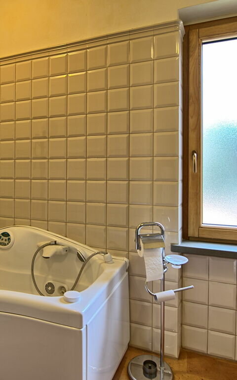 Villa Contessa: Bagno, Idromassaggio