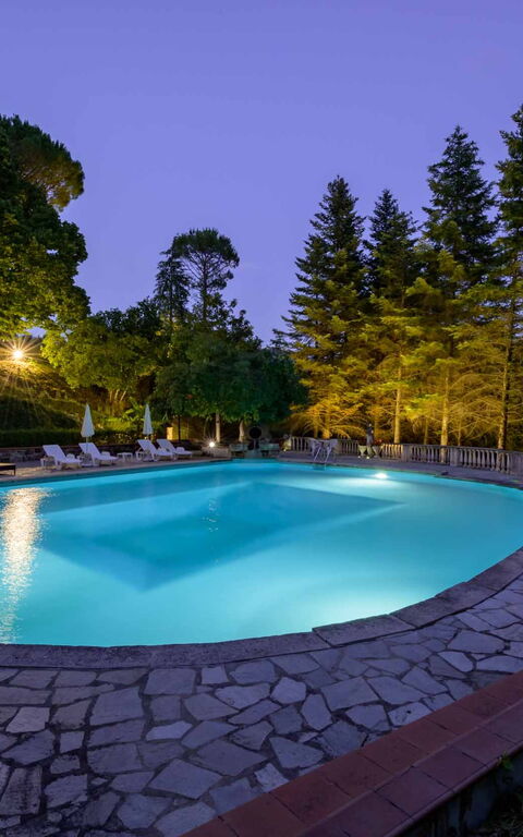 Villa Contessa: all'aperto, Giardino, Piscina
