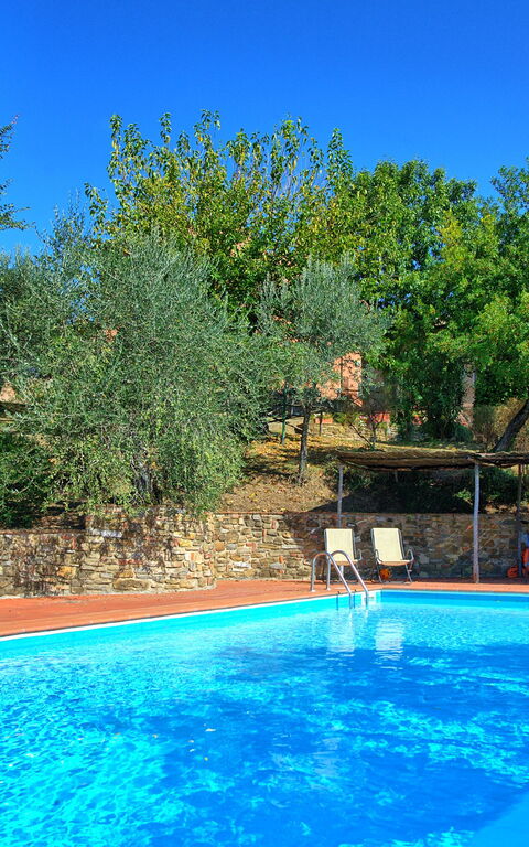 La Selva: Giardino, Piscina