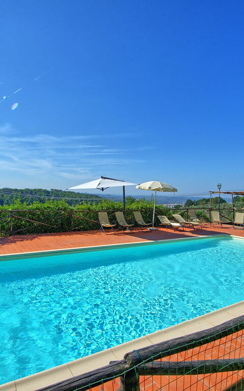 Il Frantoio: Piscina