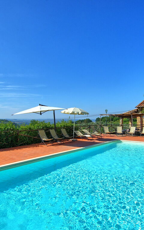 Il Frantoio: Piscina