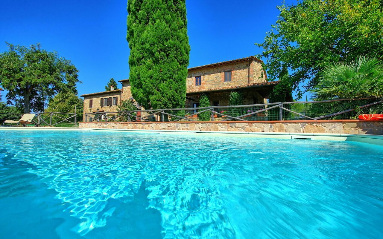 Il Frantoio: Piscina