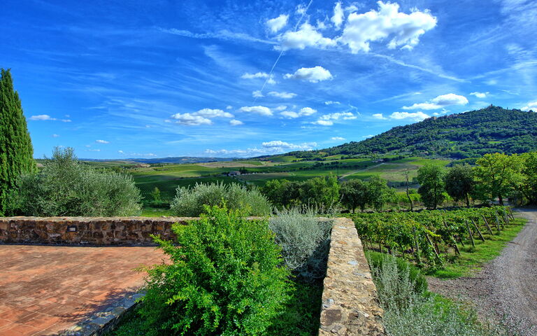 Brunello: Giardino, Vista Panoramica