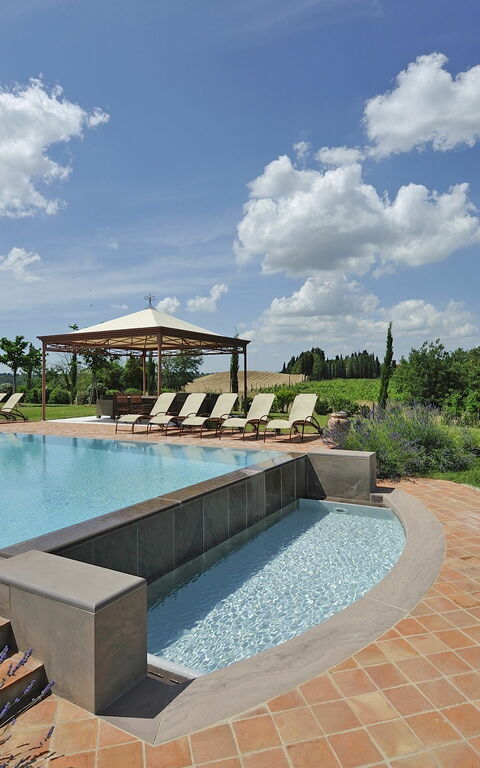 Villa Insoglio: all'aperto, Giardino, Piscina