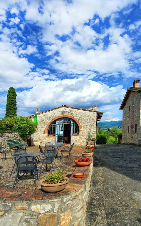 Le Fonti: all'aperto, Giardino